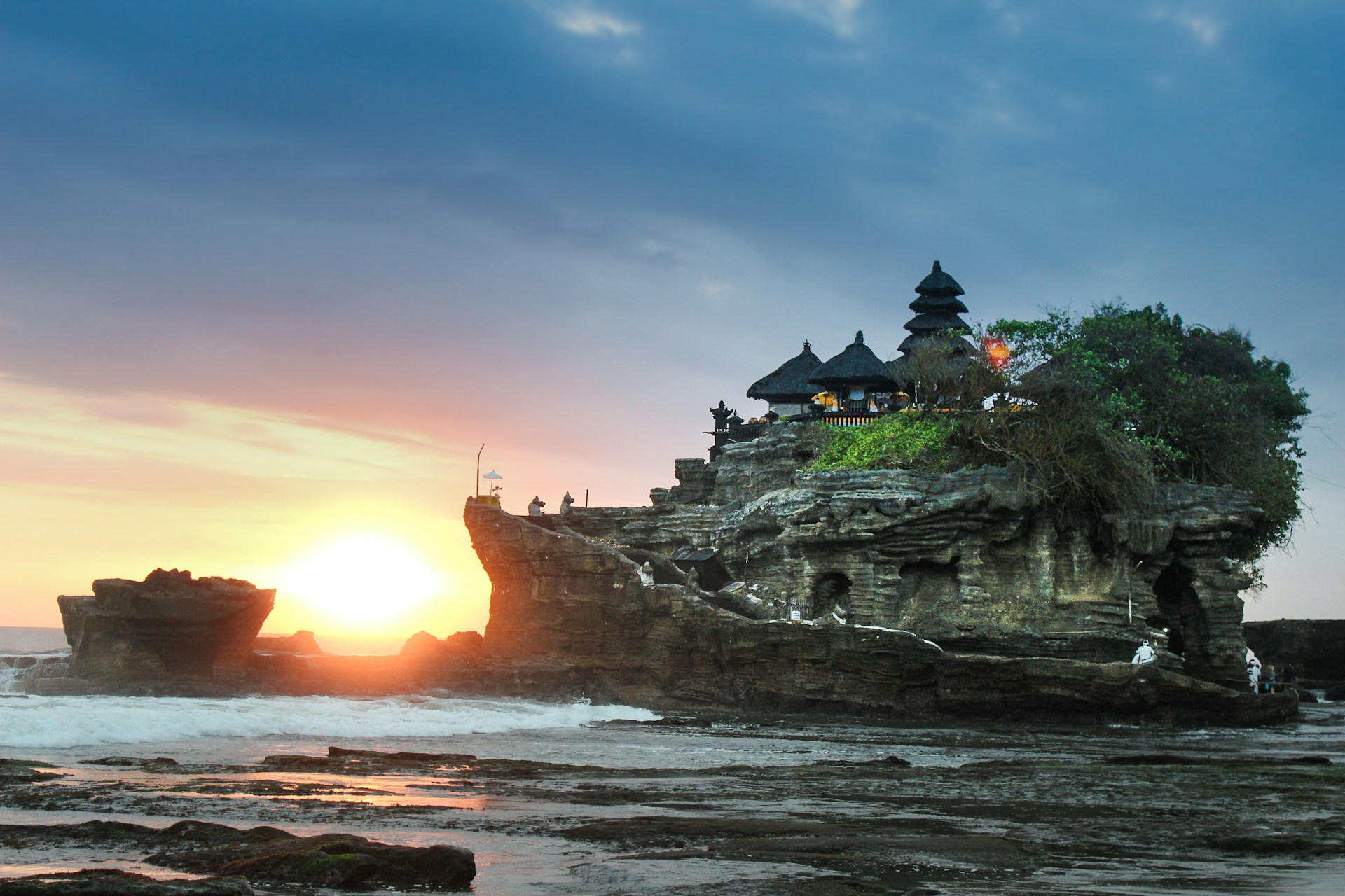 Harga Transparan, Tanpa Biaya Tersembunyi